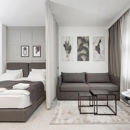 Aparthotel L11, Limanowskiego
