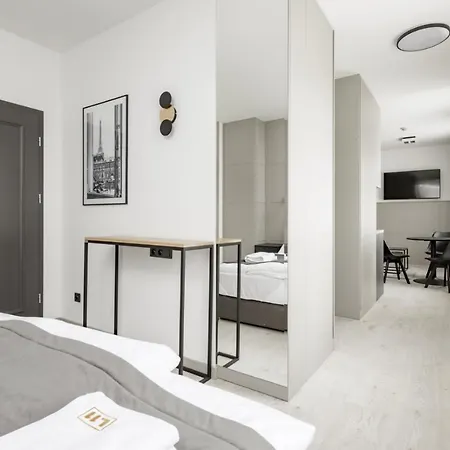 Aparthotel L11, Limanowskiego