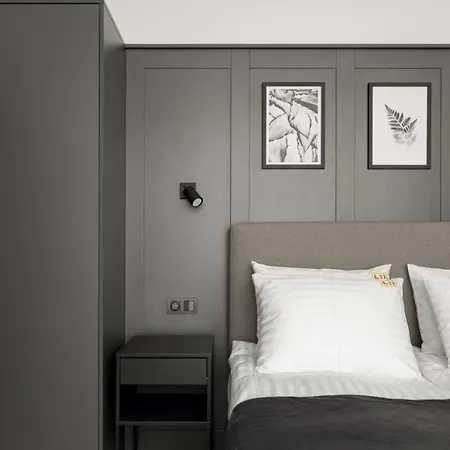 L11, Limanowskiego Aparthotel 3*