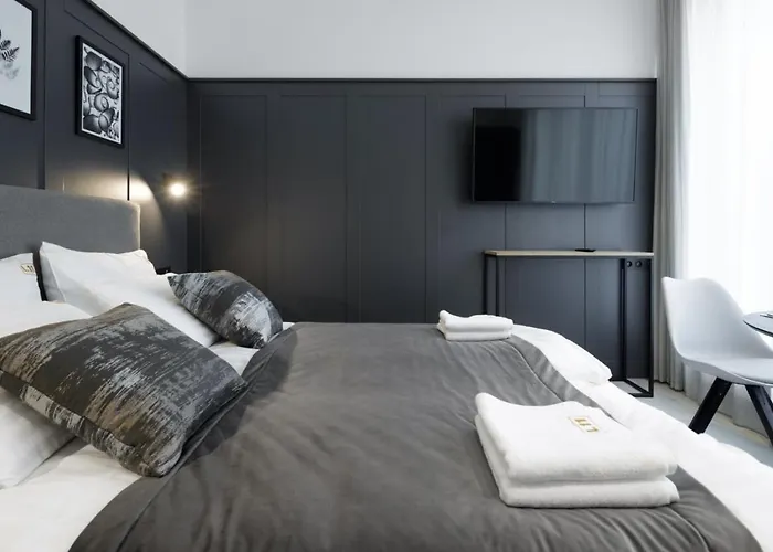 L11, Limanowskiego Hotel apartamentowy 4*