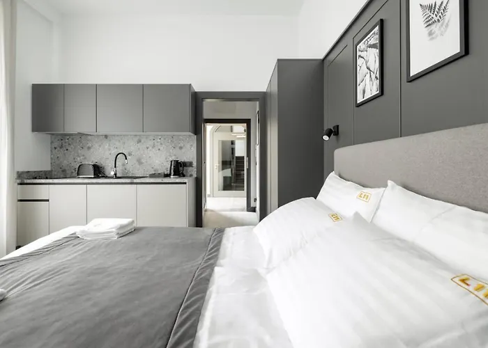 L11, Limanowskiego Hotel apartamentowy 4*