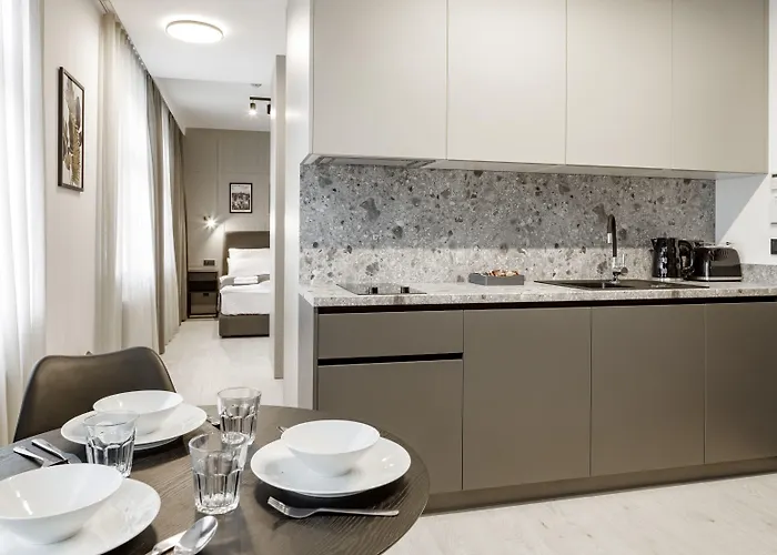 L11, Limanowskiego Hotel apartamentowy