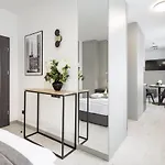 L11, Limanowskiego Aparthotel Poznan