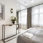 L11, Limanowskiego Aparthotel Poznan