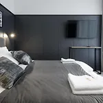 L11, Limanowskiego Aparthotel 4*