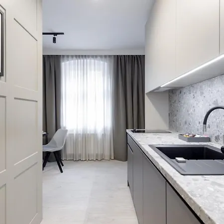 L11, Limanowskiego Appart hôtel