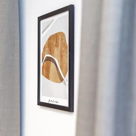 L11, Limanowskiego 4*