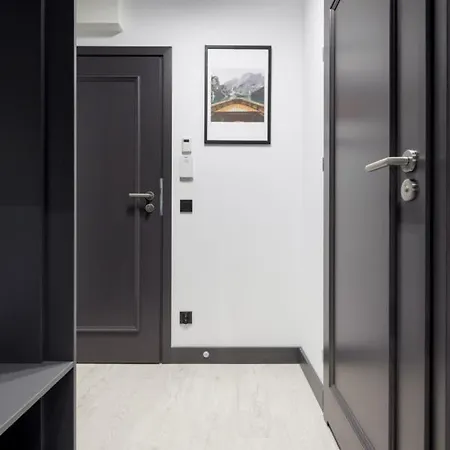 Apart-hotel L11, Limanowskiego