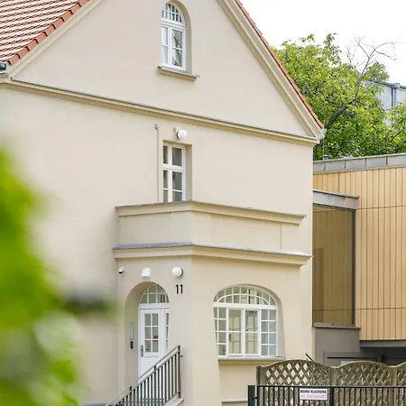Aparthotel L11, Limanowskiego