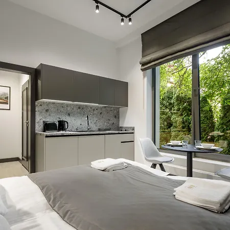 L11, Limanowskiego Apart-hotel