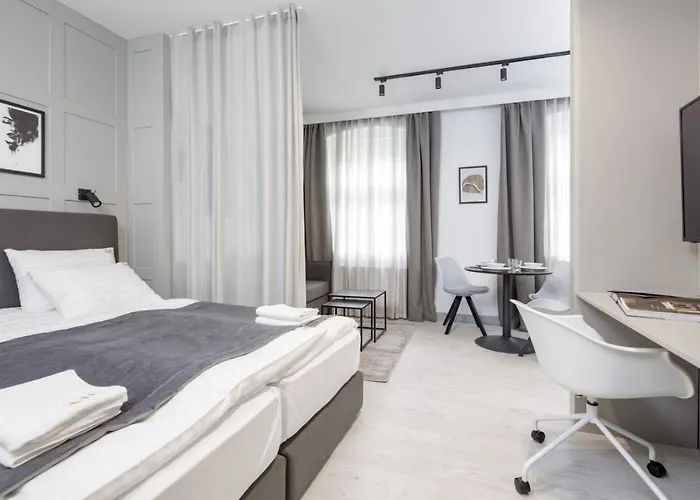 Apartahotel L11, Limanowskiego