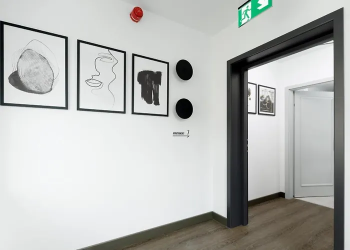 L11, Limanowskiego Apartahotel 4*