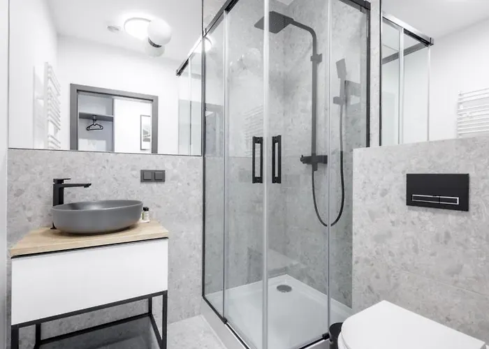 Apartahotel L11, Limanowskiego Poznan