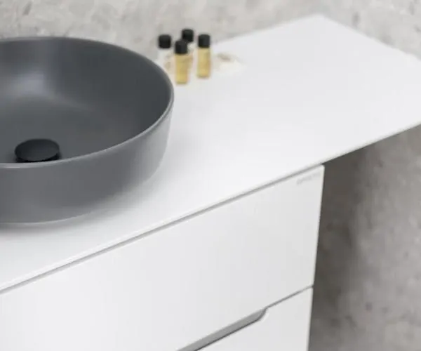 L11, Limanowskiego 4*