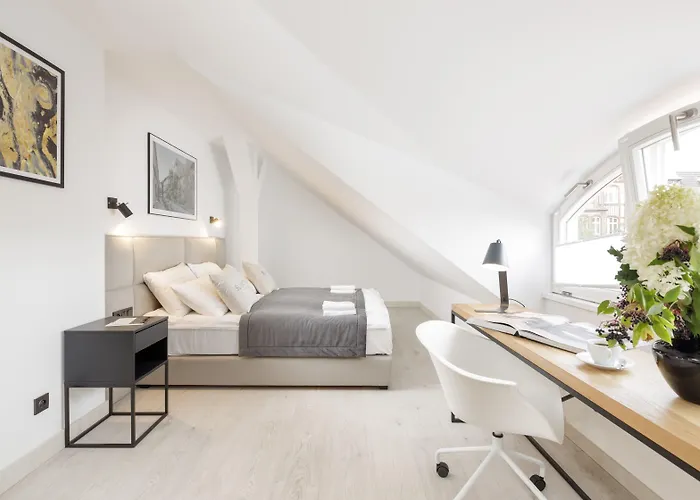 L11, Limanowskiego Apartahotel