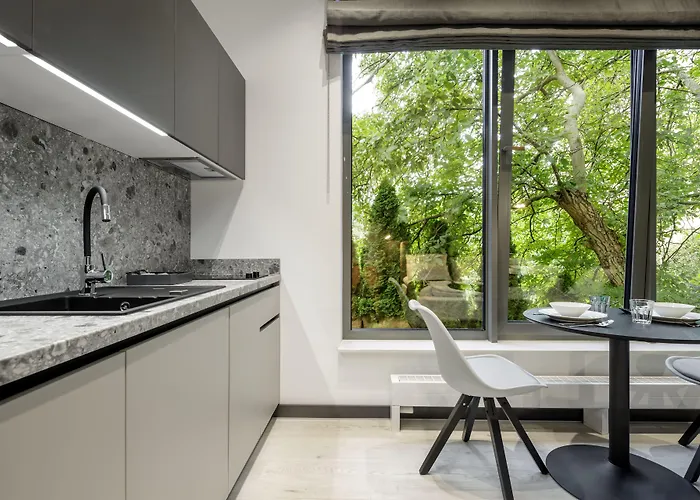 Апарт-отель L11, Limanowskiego