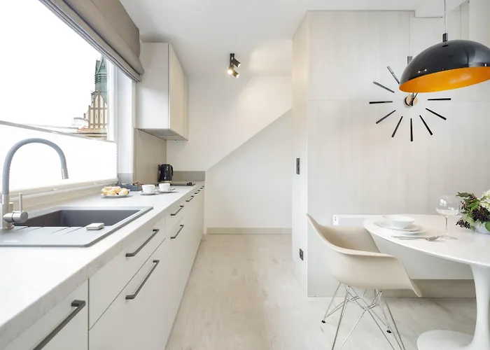 L11, Limanowskiego Апарт-отель 4*