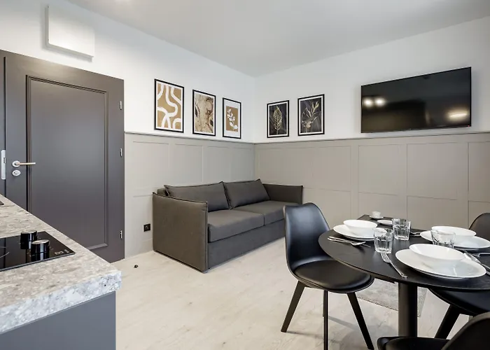 L11, Limanowskiego 4* Познань